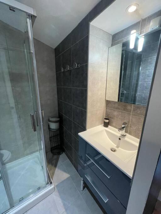 Apartment T2 Au Vernet D'ariege Avec Jardin Privatif Le Vernet (Ariege)